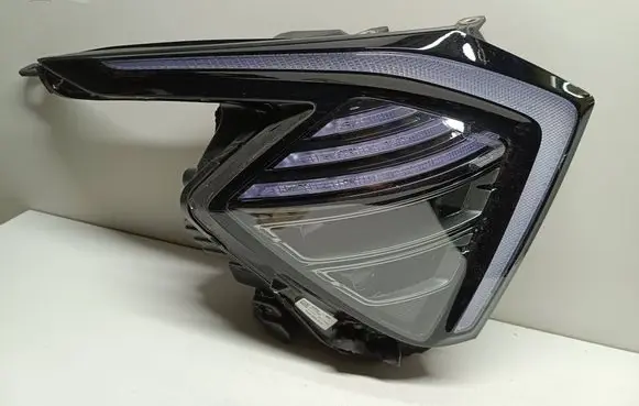 KIA Sportage Headlight/headlamp 92102R2100