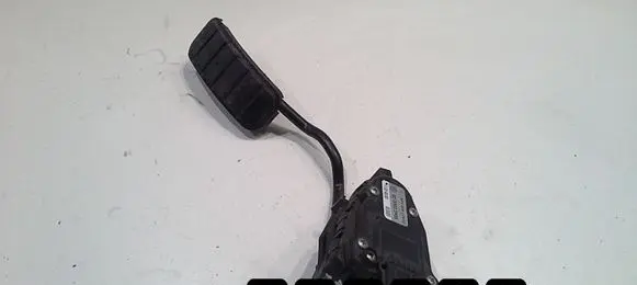 Renault Laguna II Accelerator throttle pedal 8200002905