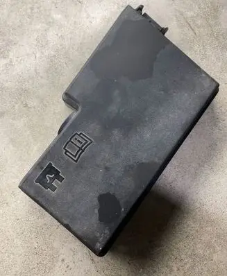 Volvo V50 Fuse box cover 30728013
