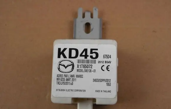 Mazda 6 Antenna control unit KD45675D4 X1T65072