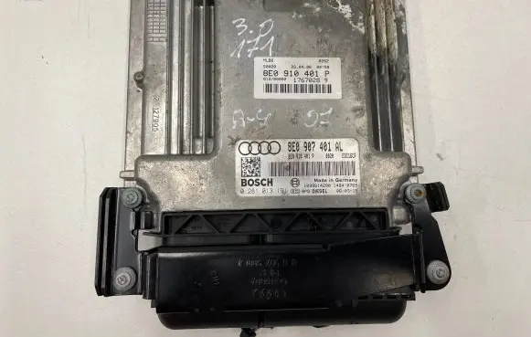Audi A4 S4 B7 8E 8H Engine control unit/module 8E0907401AL 8E0910401P 0281013191