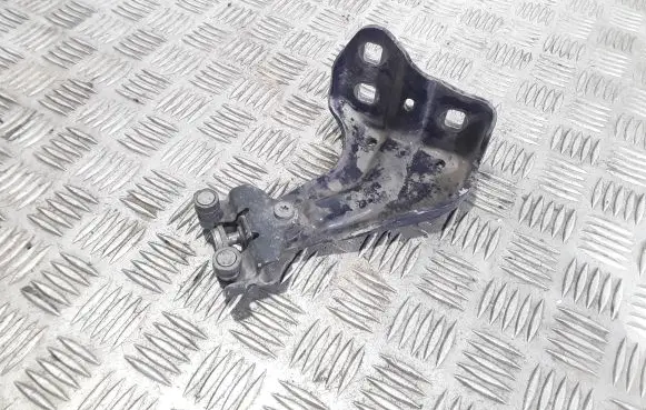 Dacia Dokker Sliding door lower roller guide/hinge 745967497R