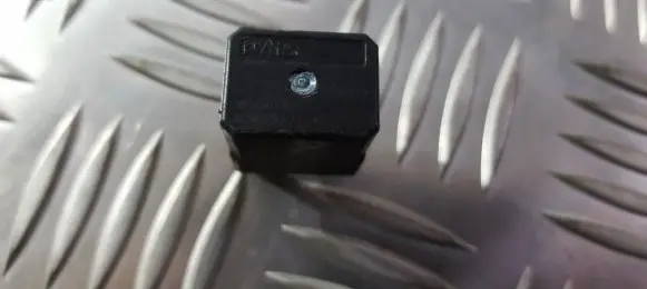 Mazda 6 Other relay acm33221 mr490491