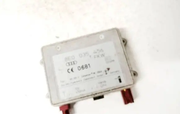 Audi A8 S8 D2 4D Antenna control unit 8e0035456 e1021498