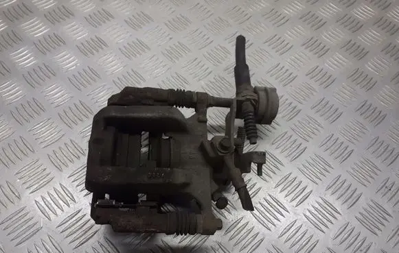 Opel Astra J Rear brake caliper
