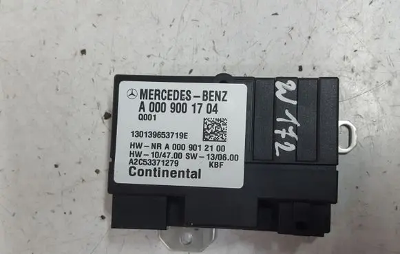 Mercedes-Benz SLK R172 Fuel injection pump control unit/module A0009001704