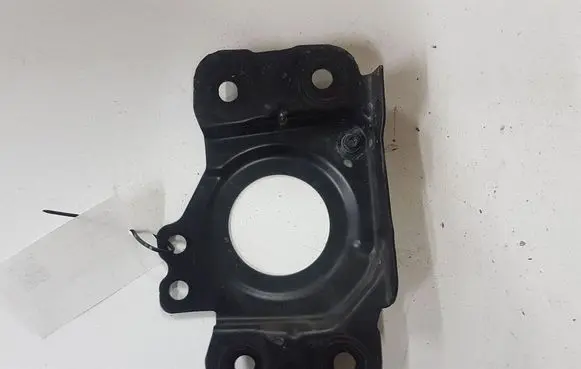 Volvo XC60 Gearbox mounting bracket 30784277