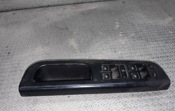 Volkswagen PASSAT B5.5 Electric window control switch 1J4959857