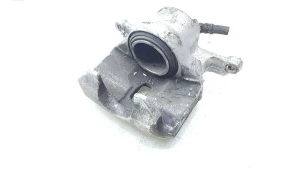 Nissan X-Trail T31 Front brake caliper