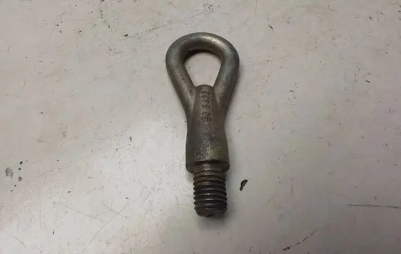 Volkswagen Golf IV Tie down hook / loop 
