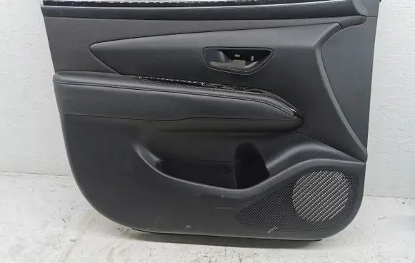 Hyundai Tucson IV NX4 Front door card panel trim 82370N7010