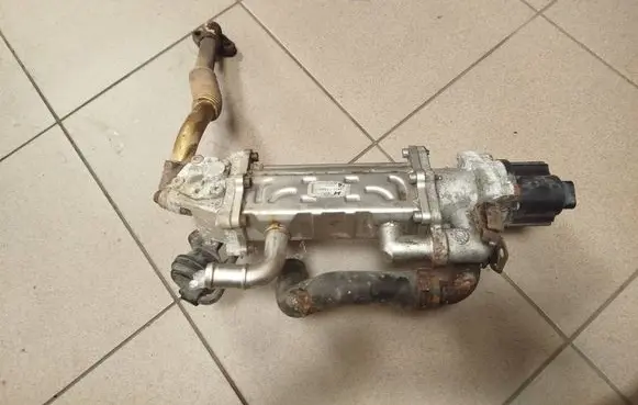 KIA Sportage EGR valve cooler 28416-2a850 28420-2a850