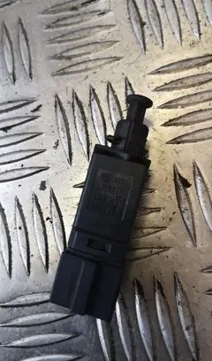 Clutch pedal sensor