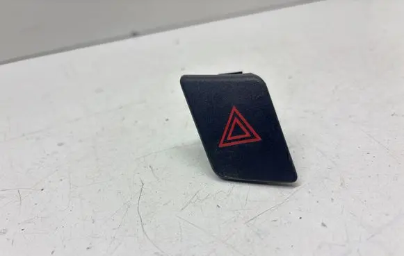 Toyota Yaris Hazard light switch 843320D0202848