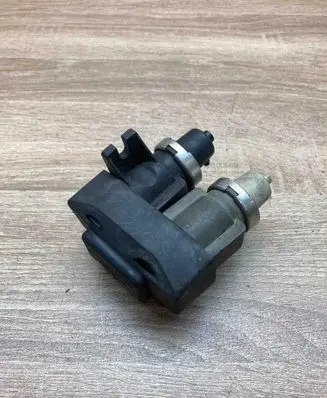 Audi A6 S6 C5 4B Turbo solenoid valve 059906629 PX0425223