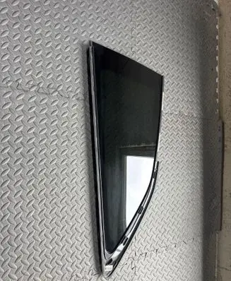 Audi A5 Rear side window 8W6845297 29012018 23042018