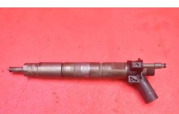 Fuel injector