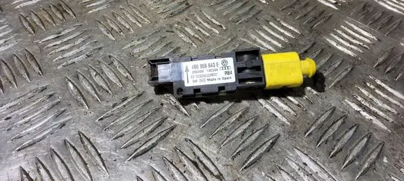 Audi A6 S6 C5 4B Airbag deployment crash/impact sensor 4B0959643E 200368130304 0232H2JZ3M00
