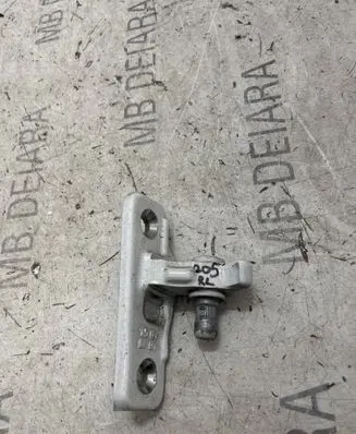 Mercedes-Benz C W205 Rear door upper hinge