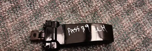 Volkswagen PASSAT B9 Rear door check strap stopper 3J0839203