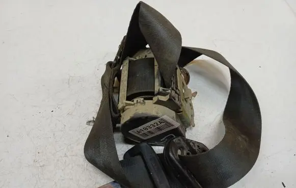 Peugeot 807 Rear seatbelt