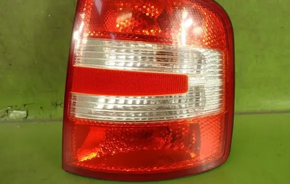 Skoda Fabia Mk1 (6Y) Rear/tail lights 6Y9945112D