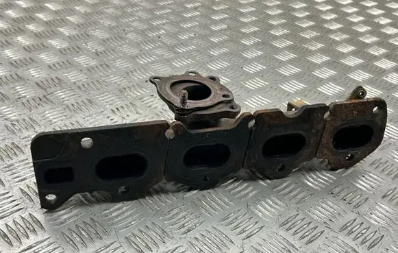 Ford Kuga II Exhaust manifold