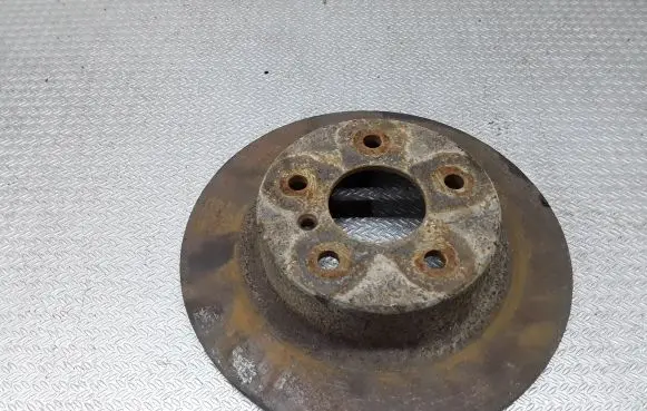 Land Rover Discovery Rear brake disc