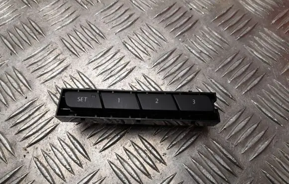 Volkswagen Touareg II Seat memory switch 7P1959769A