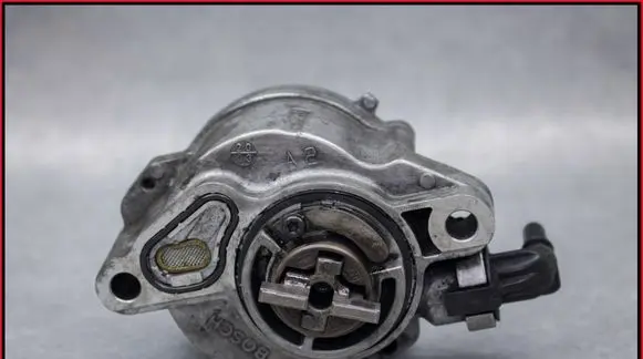 Ford Fusion Vacuum pump D1561A D156