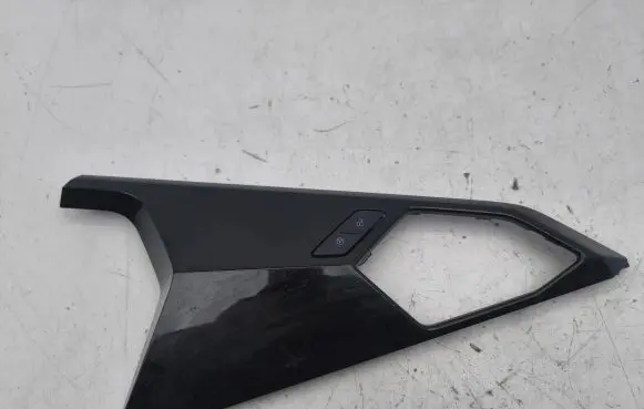 Audi A1 Front door interior handle trim 82A959522D 82C962108