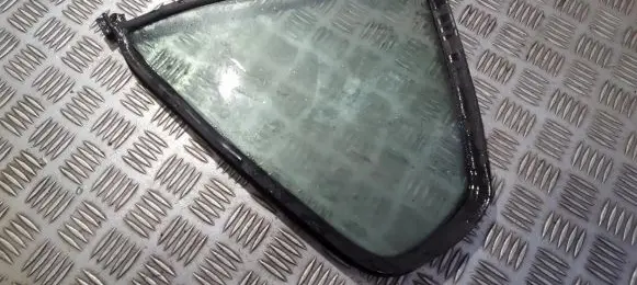 BMW 3 E36 Rear vent window glass 