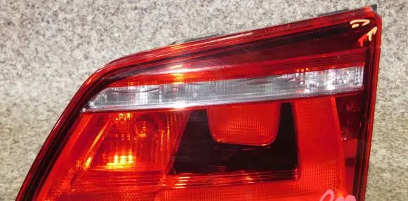 Volkswagen Golf Sportsvan Tailgate rear/tail lights 510945094m