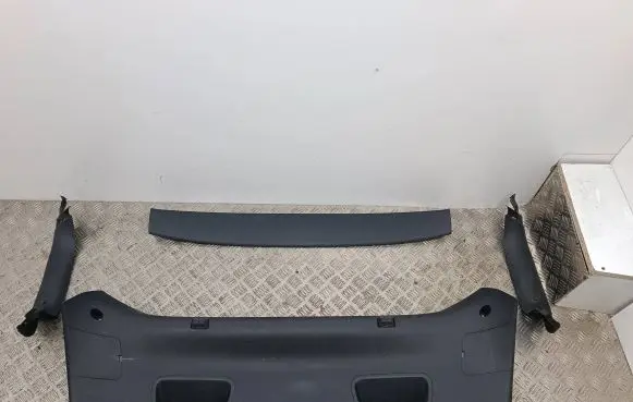 KIA Ceed Tailgate/boot cover trim set 81751A2000