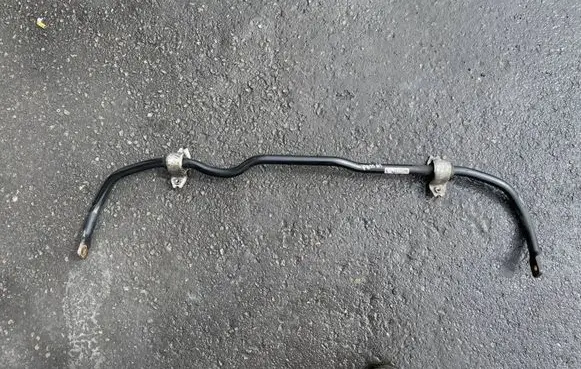 Volkswagen PASSAT B7 Front anti-roll bar/sway bar 3c0411303q 8D0411303Q