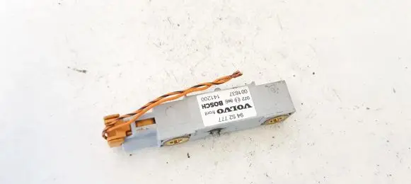 Volvo S60 Airbag deployment crash/impact sensor 9452777 001637