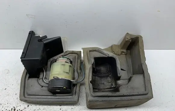 Mercedes-Benz A W168 Central locking vacuum pump 1688000248 00782600 002298136