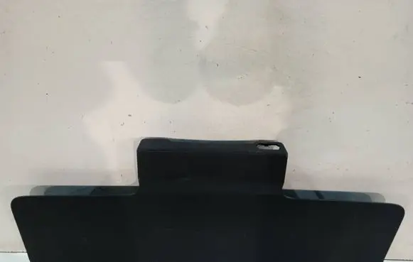 Tailgate trim