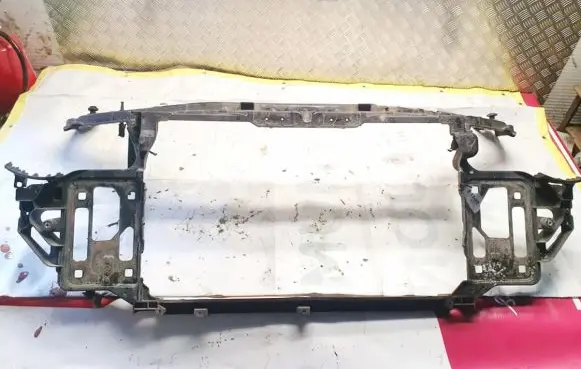 Chrysler Sebring (JS) Radiator support slam panel