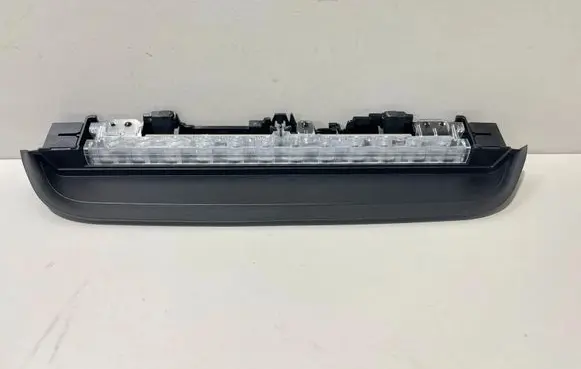 BMW 3 G20 G21 Third/center stoplight 7420460