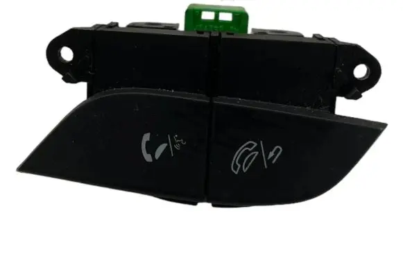 Steering wheel buttons/switches
