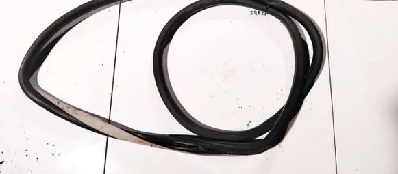 Volkswagen Golf IV Rubber seal rear door 