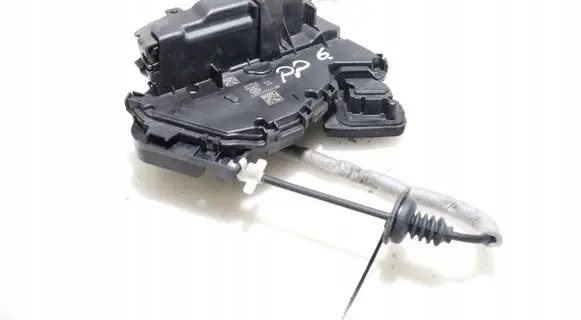 Skoda Fabia Mk3 (NJ) Front door lock