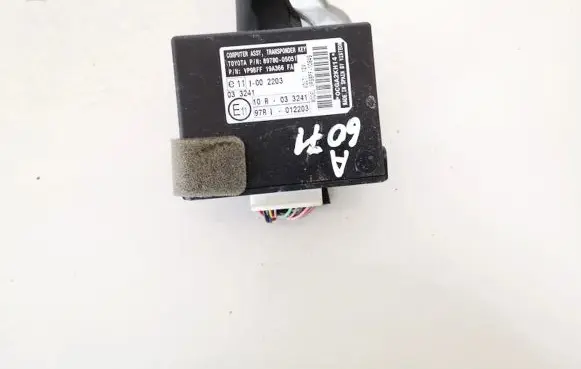 Toyota Avensis T270 Immobilizer control unit/module 8978005051 89780-05051