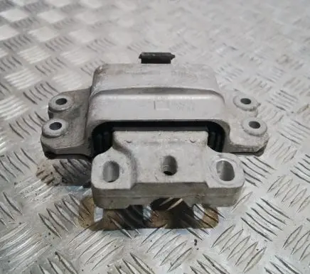 Volkswagen Jetta V Engine mount bracket 1K0199555L
