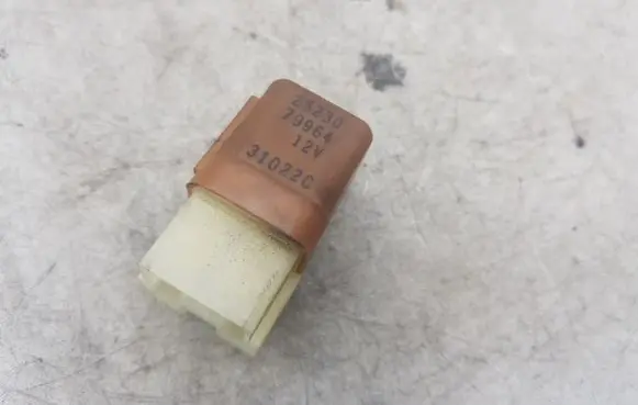 Chrysler Pacifica Other relay 2523079964