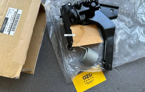 Nissan Patrol Y61 Brake power pressure regulator 46400VD201 46400VS42B