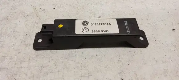 Jeep Grand Cherokee Keyless (KESSY) go control unit/module 04749296AA 33380501 A3210160003