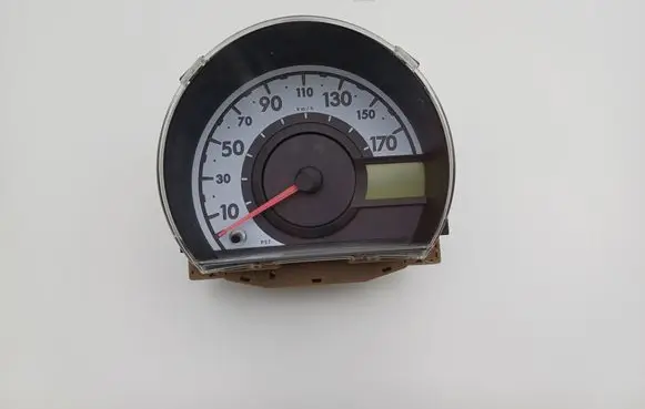 Peugeot 107 Speedometer (instrument cluster) 768010U