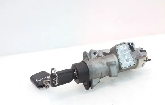 Audi A4 S4 B5 8D Ignition lock 4D0905851